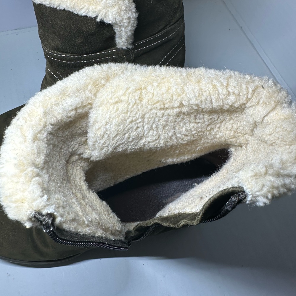 Aquatalia Brown Suede Cindy Wedge Boots with Cream Fur Size 7 Made in Italy - Picture 7 of 7